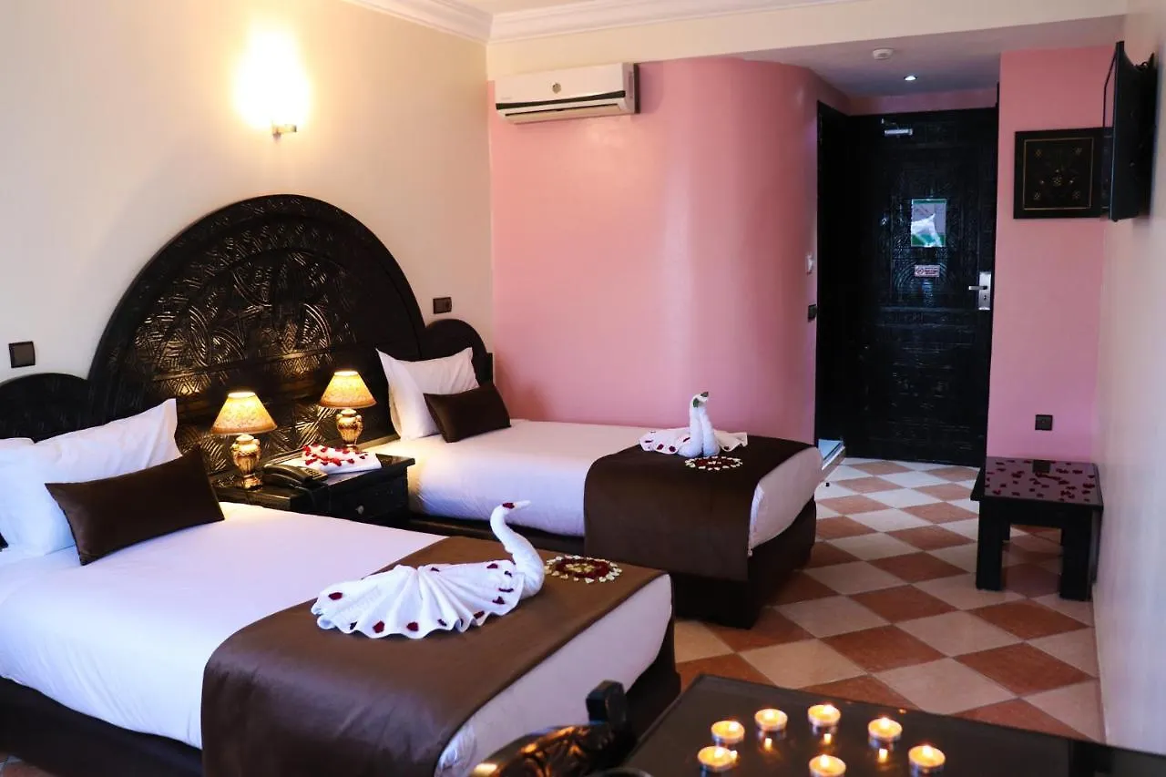 Hotel Riad Salam אגאדיר 2*,