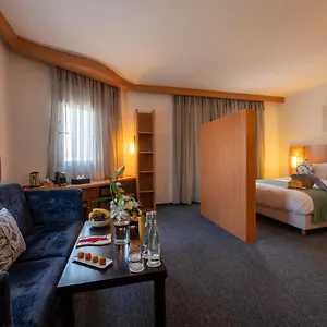 https://la-perle-de-mogador.essaouirahotels.net